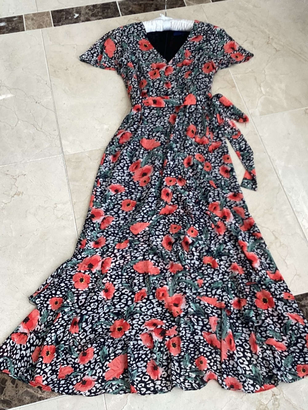 NWOT-RACHEL ROY SHORT SLEEVE MAXI FLORAL POPPY DRESS WITH RUFFLE HEM SIZE 2